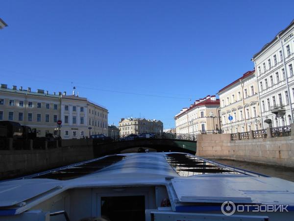 Экскурсия по Неве и каналам Северная Венеция (Россия, Санкт-Петербург) фото