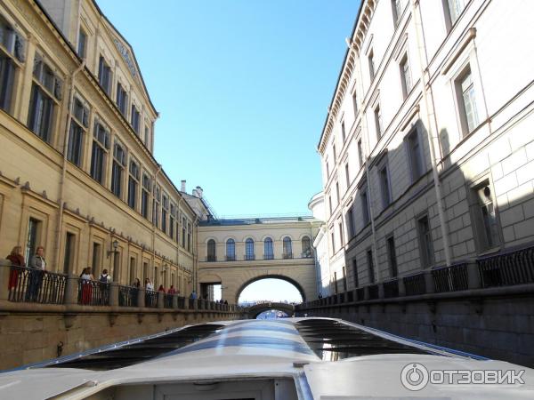 Экскурсия по Неве и каналам Северная Венеция (Россия, Санкт-Петербург) фото