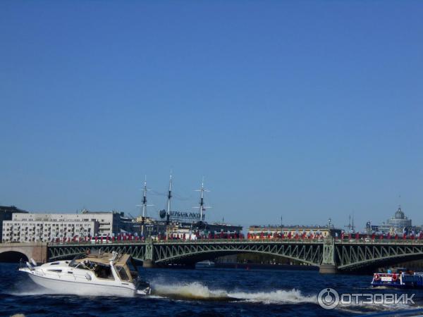 Экскурсия по Неве и каналам Северная Венеция (Россия, Санкт-Петербург) фото