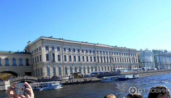 Экскурсия по Неве и каналам Северная Венеция (Россия, Санкт-Петербург) фото