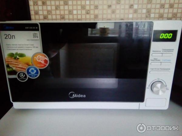 Микроволновая печь соло Midea C4E AM720C4E-W фото