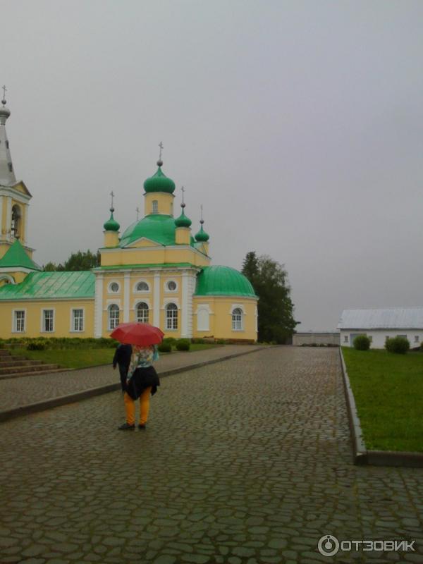 Введено-Оятский женский монастырь