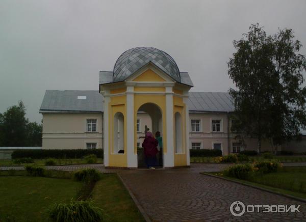 Введено-Оятский женский монастырь