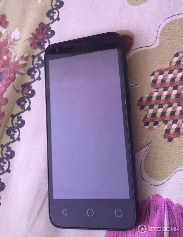 Смартфон Alcatel One Touch Pixi 3 5019D фото