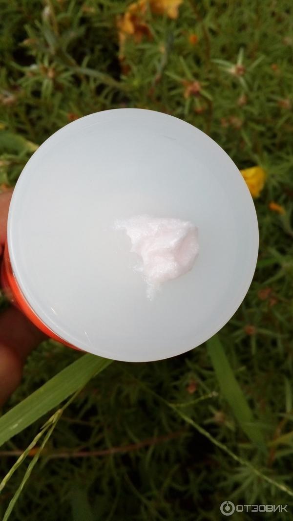 Пенка для умывания Tony Moly Clean Dew Acerola Foam Cleanser фото