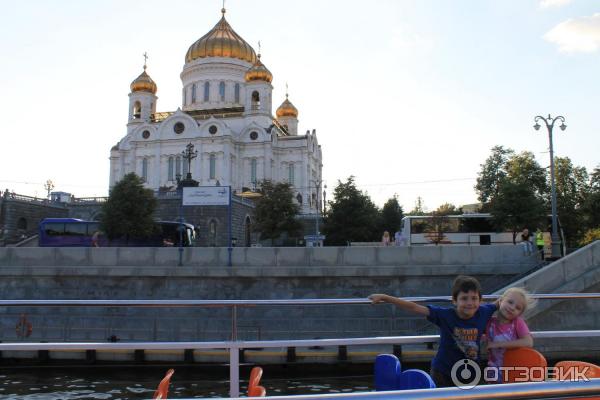 Прогулка на катере по Москве-реке (Россия, Москва) фото