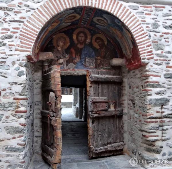 Экскурсия в монастырь Дионисиат (Греция, Афон) фото