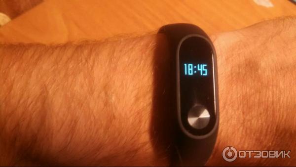 Фитнес-браслет Xiaomi Mi Band 2 фото