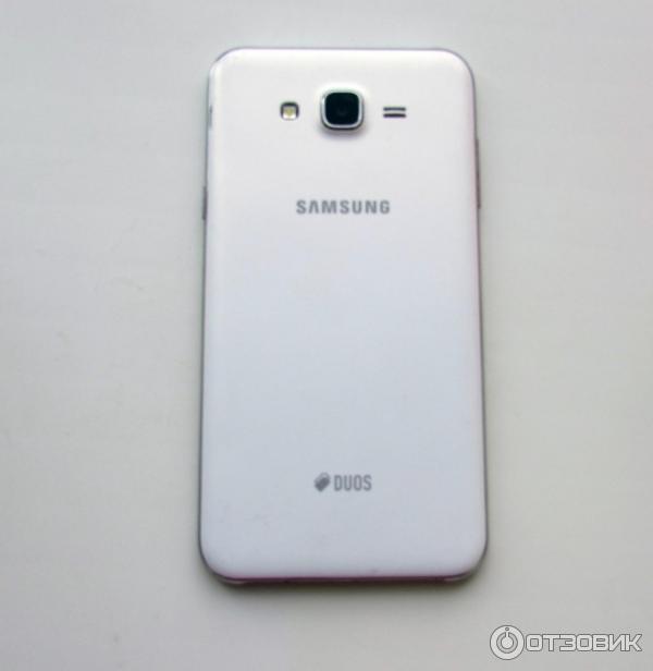 Смартфон Samsung J700H Galaxy J7 фото