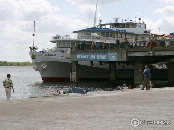 у причала высокой воды