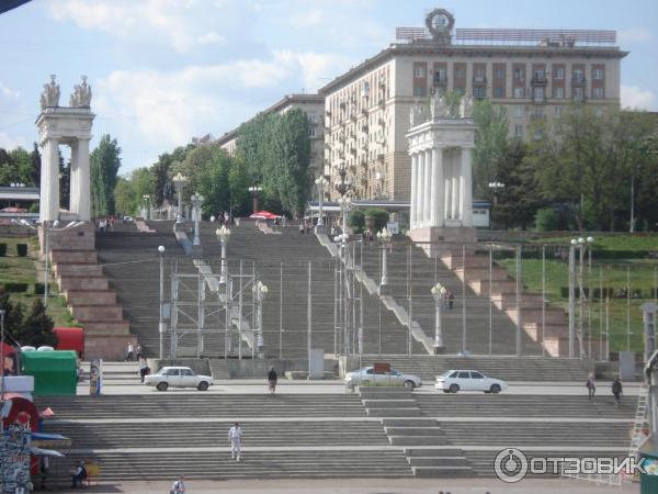 Набережная г. Волгоград (Россия) фото