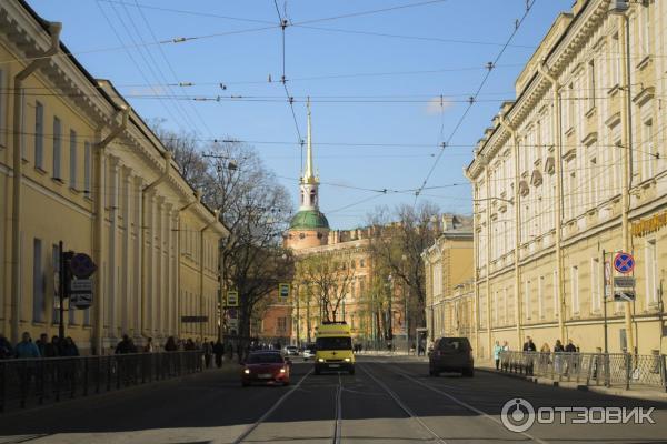 вид с перекрестка Инженерной и Садовой