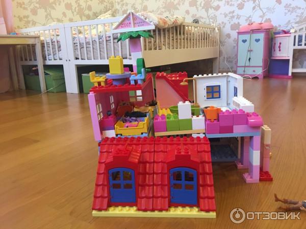 Конструктор Lego Duplo Кукольный домик фото