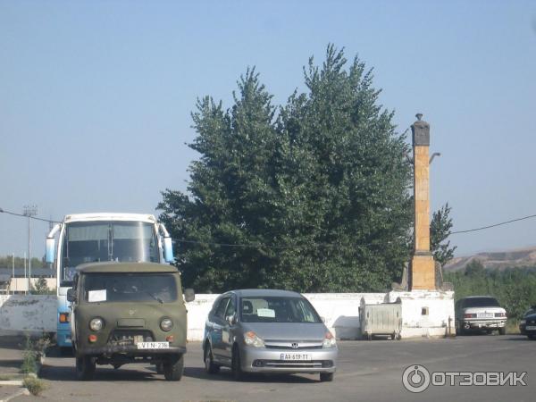 Экскурсия по городу Гори (Грузия) фото