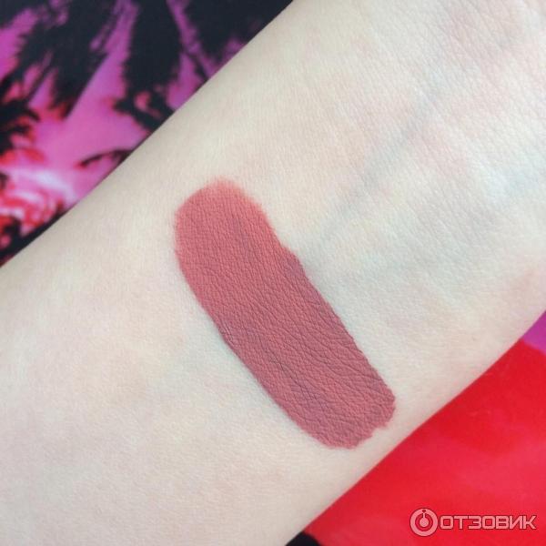 Кремовая помада Sleek Matte Me Ultra Smooth matte lip cream фото