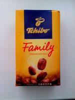 Натуральный жареный молотый кофе Tchibo Family среднеобжаренный фото