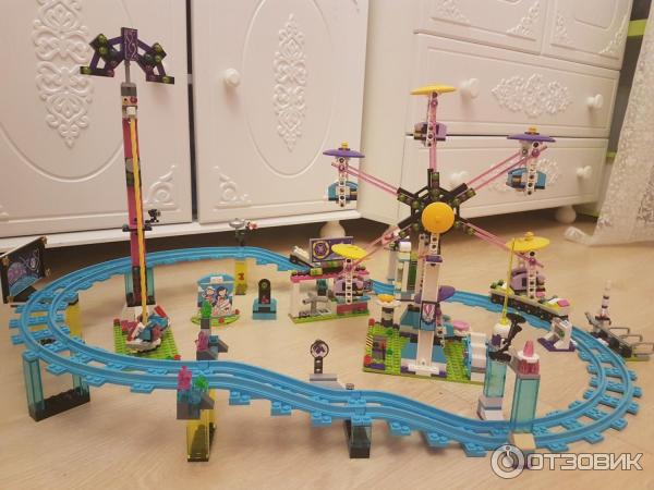 Конструктор Lego Friends Парк аттракционов фото