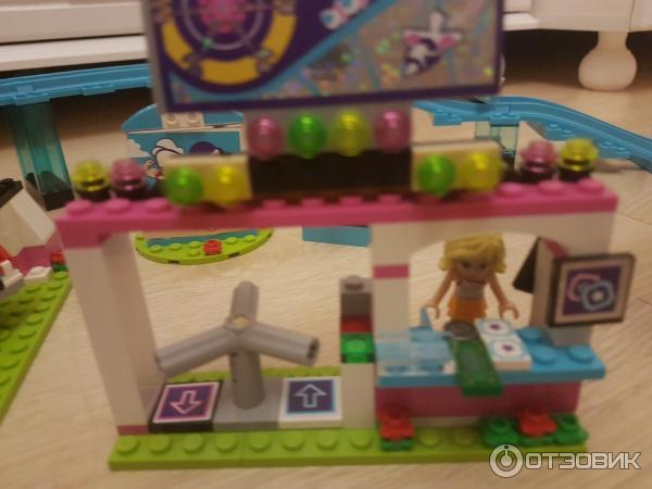 Конструктор Lego Friends Парк аттракционов фото