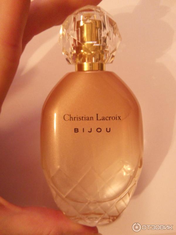 Парфюмерная вода Avon Christian Lacroix Bijou - дизайн флакона