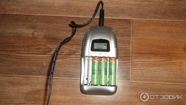 Зарядное устройство Samsung Pleomax 1012 Ultra Power + 2AA/AAAx2700mAh фото