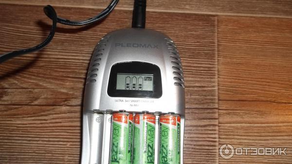 Зарядное устройство Samsung Pleomax 1012 Ultra Power + 2AA/AAAx2700mAh фото