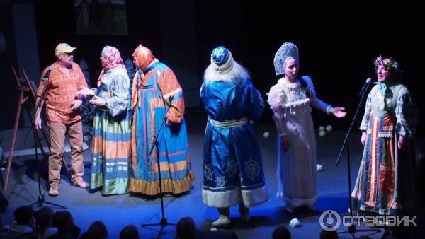 Новогоднее представление Новогодняя ночь в картинной галерее в ЦДХ (Россия, Москва) фото