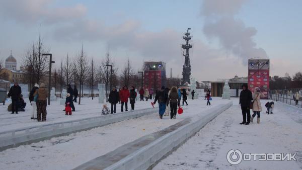 Новогоднее представление Новогодняя ночь в картинной галерее в ЦДХ (Россия, Москва) фото