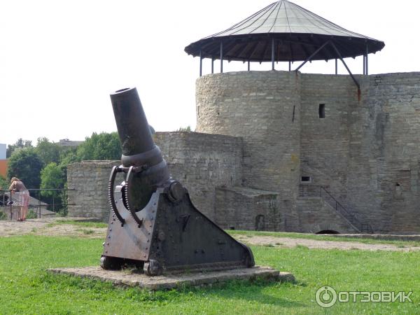 Экскурсия в Замок Германа (Эстония, Нарва) фото