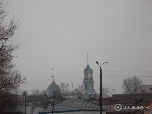 город