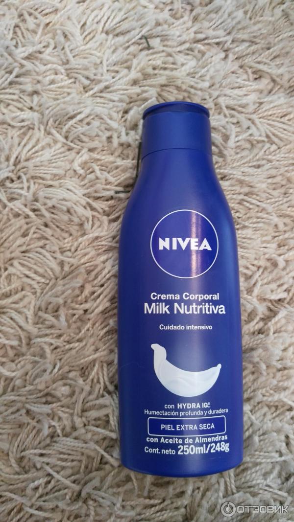 Питательное молочко для тела Nivea Для очень сухой кожи с миндальным маслом фото