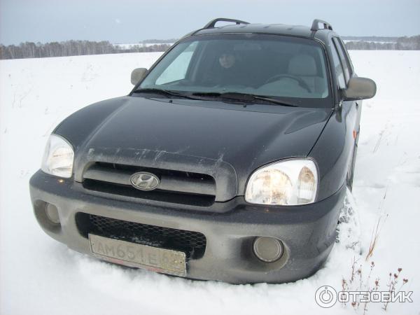 Автомобиль Hyundai Santa Fe Classic внедорожник фото