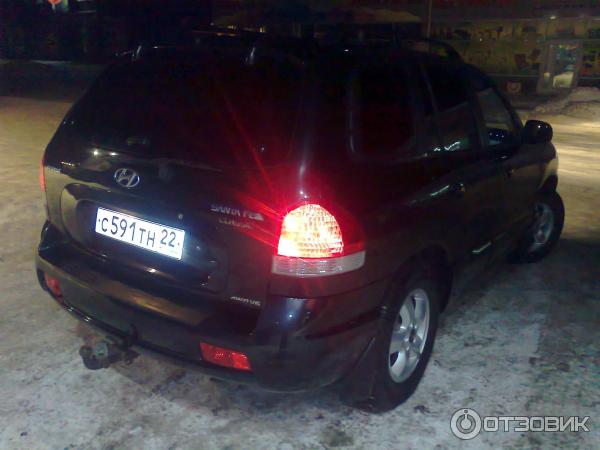 Автомобиль Hyundai Santa Fe Classic внедорожник фото
