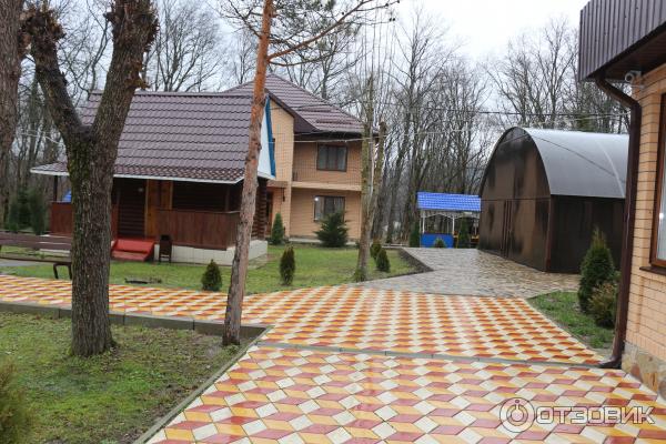 Детский оздоровительный лагерь межгорье горячий ключ. Долина очарования горячий ключ база. Межгорье Краснодарский край. Турбаза Межгорье горячий ключ.