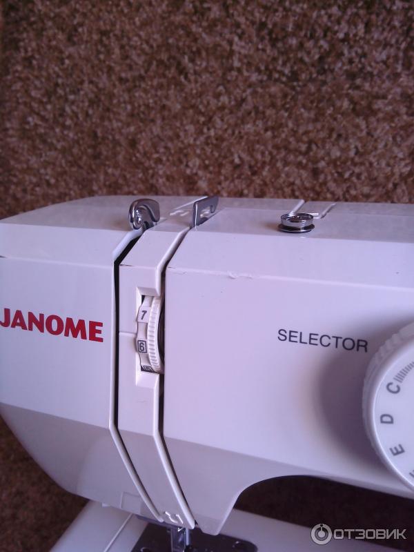 Рвет верхнюю нитку на швейной. Швейная машинка Janome 523. Janome el-190. Машинка рвёт верхнюю нить Janome 7518a. Janome селектор 340 заправка нити.