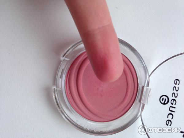 Румяна матовые Essence Matt touch blush фото