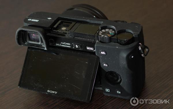 Силиконовый чехол для беззеркальной камеры SONY a6000 модель V303 фото