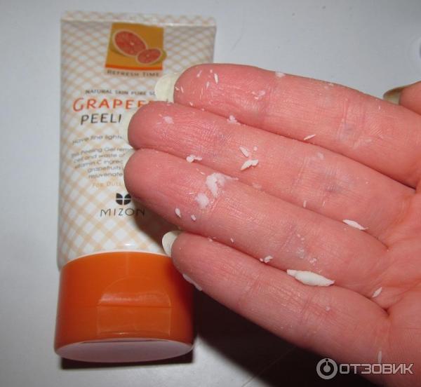 Пилинг-скатка для лица Mizon Refresh Time Grapefruit Peeling Gel фото