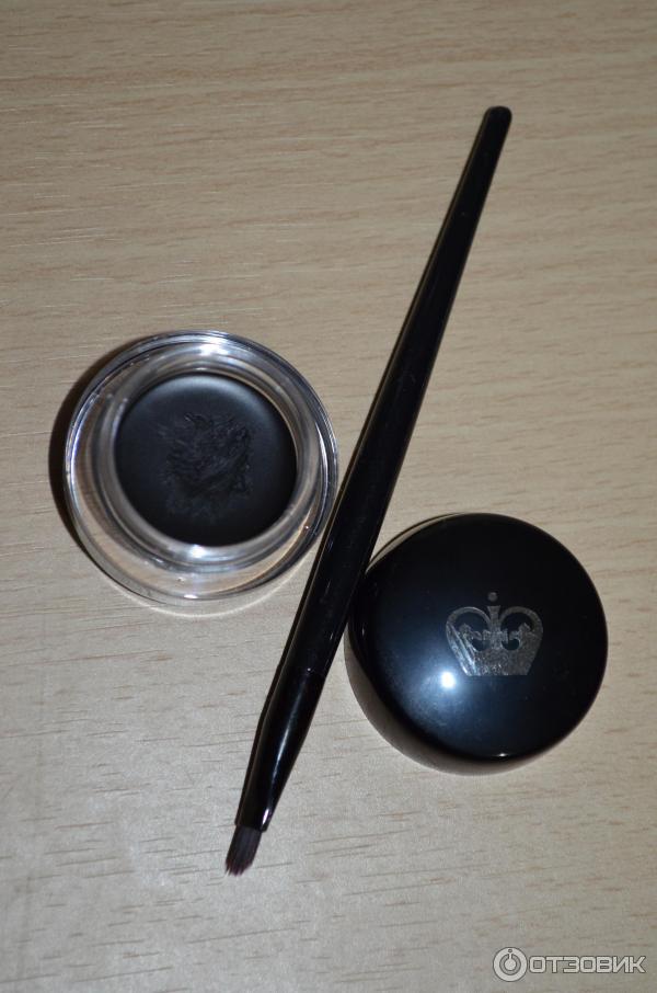 Подводка-гель для век Rimmel Scandaleyes Waterproof Gel Eyeliner фото