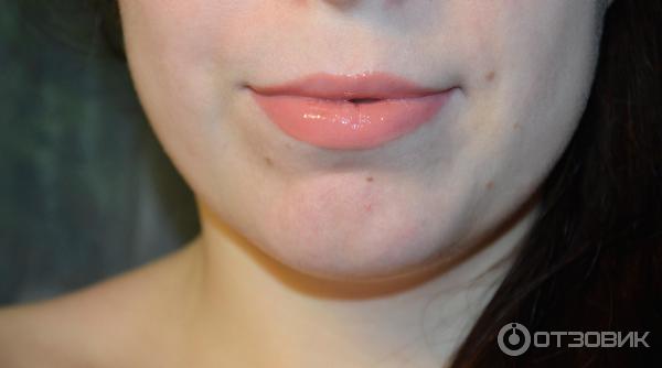 Блеск для губ Avon Plump Pout Розовый нектар Pink Nectar