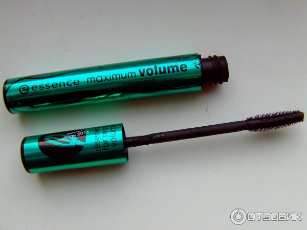 Тушь Essence Maximum Volume фото