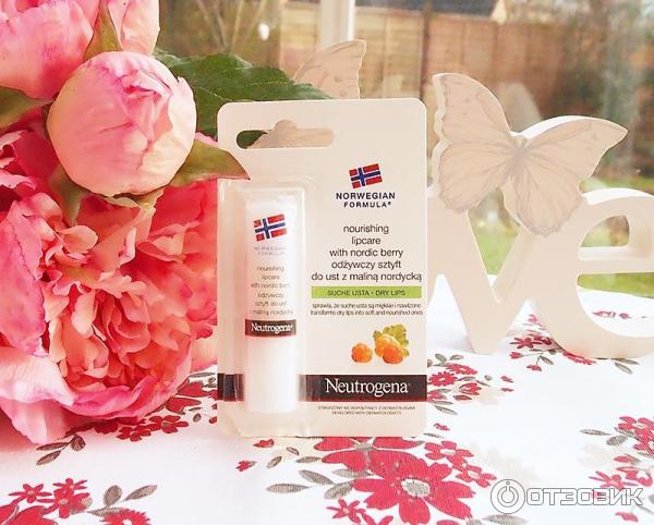 Бальзам для губ Neutrogena c морошкой