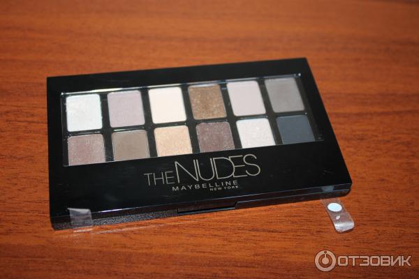 Палетка теней Maybelline The Nudes eyeshadow palette