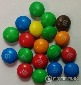 Драже M&M's с молочным шоколадом фото