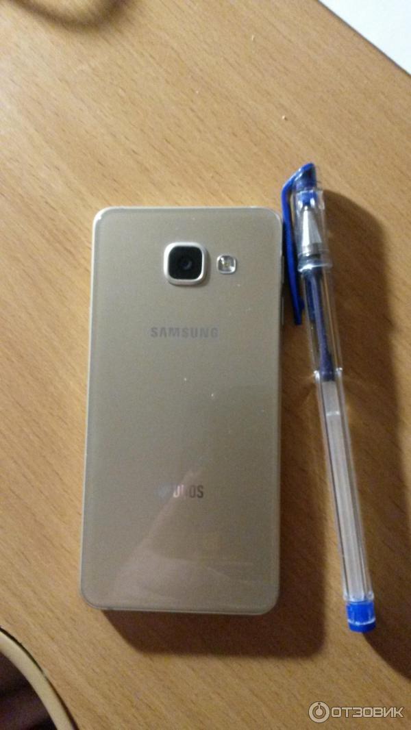 Смартфон Samsung Galaxy A3 (2016) фото