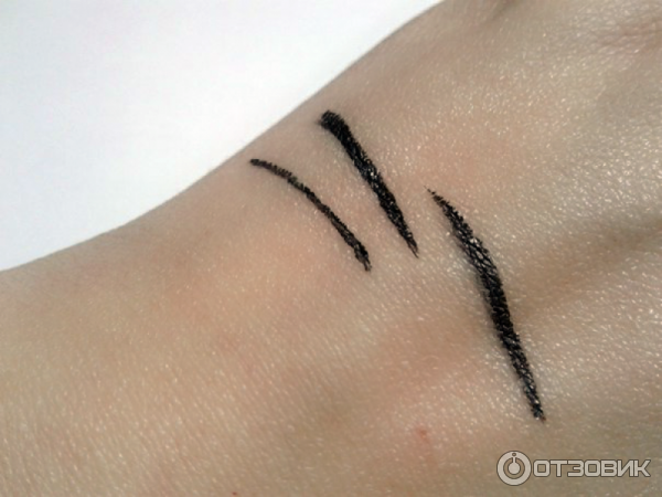 Подводка-фломастер FF Liquid Eyeliner Pen фото