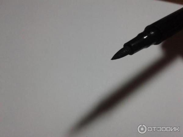 Подводка-фломастер FF Liquid Eyeliner Pen фото