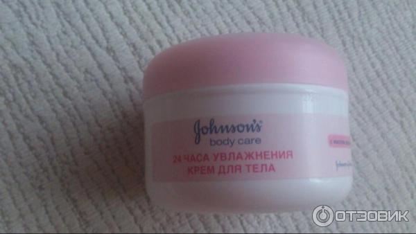 Крем для тела Johnson's body care 24 часа увлажнения фото