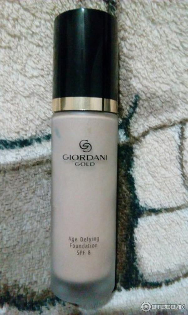 giordani gold Age Defying Foundation SPF 8