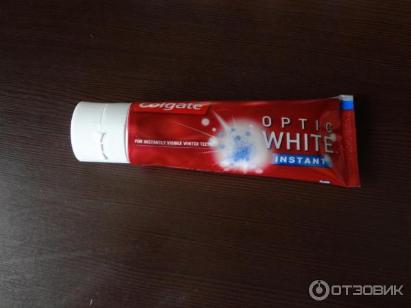 Зубня паста Colgate Optic White фото