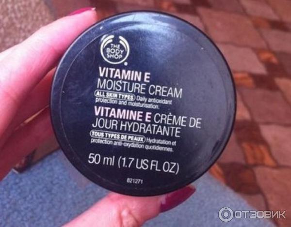 Крем для лица The Body Shop Vitamin E intense moisture cream фото